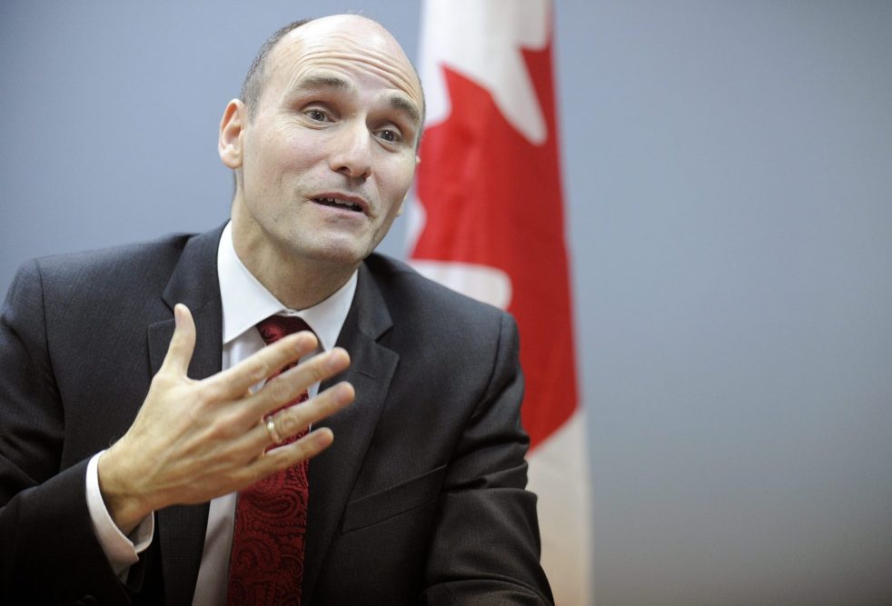 Un trou dans la mémoire du ministre Duclos 15semaines